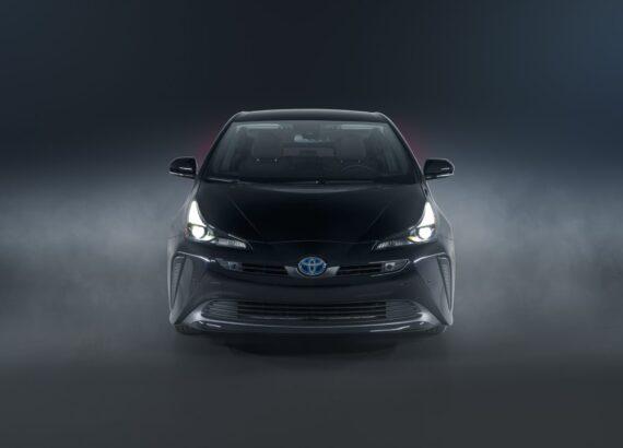 How Does a Hybrid Car Increase Fuel Efficiency